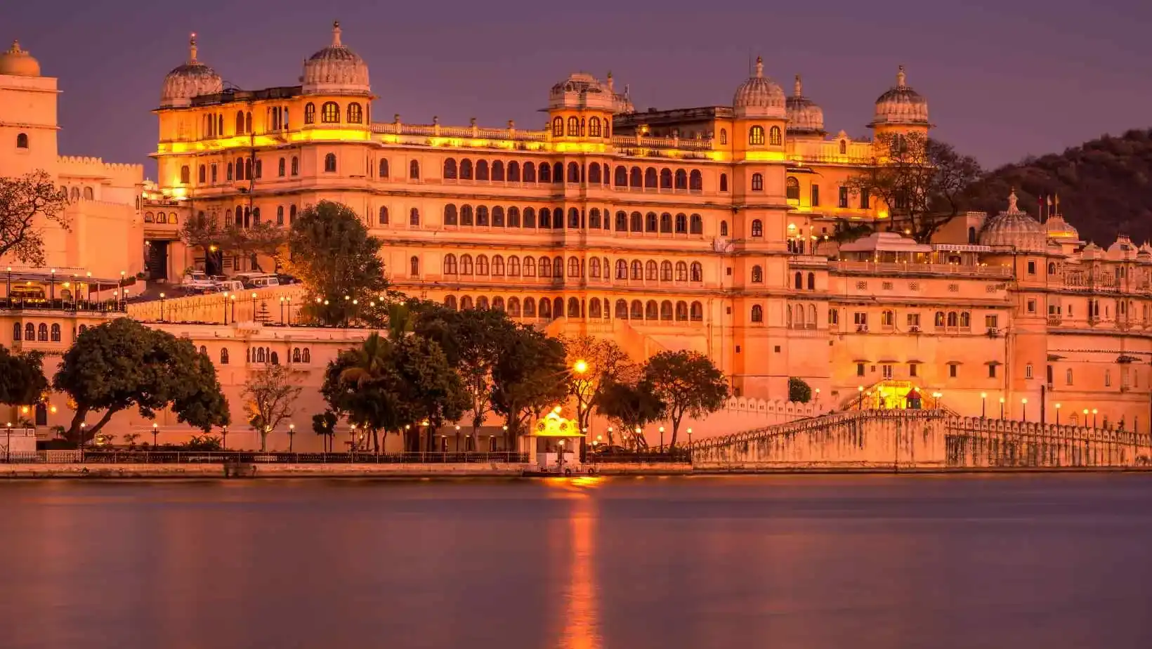 Online Taxi Services in Udaipur