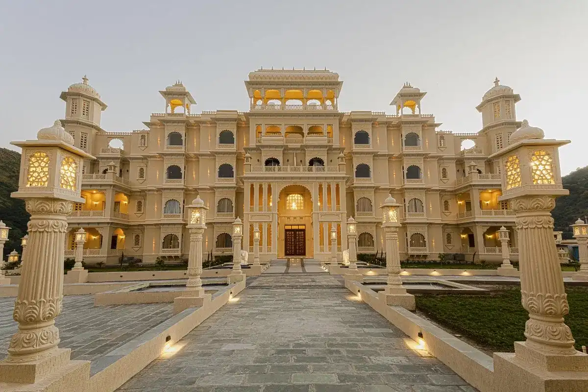 Luxurious Resorts in Kumbhalgarh