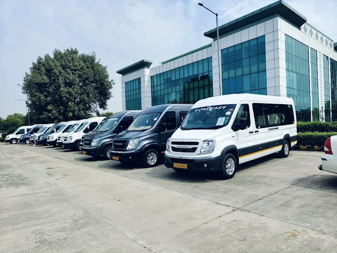 Tempo Traveller Options Available with Panwar Tours Tempo Traveller Options Available with Panwar Tours